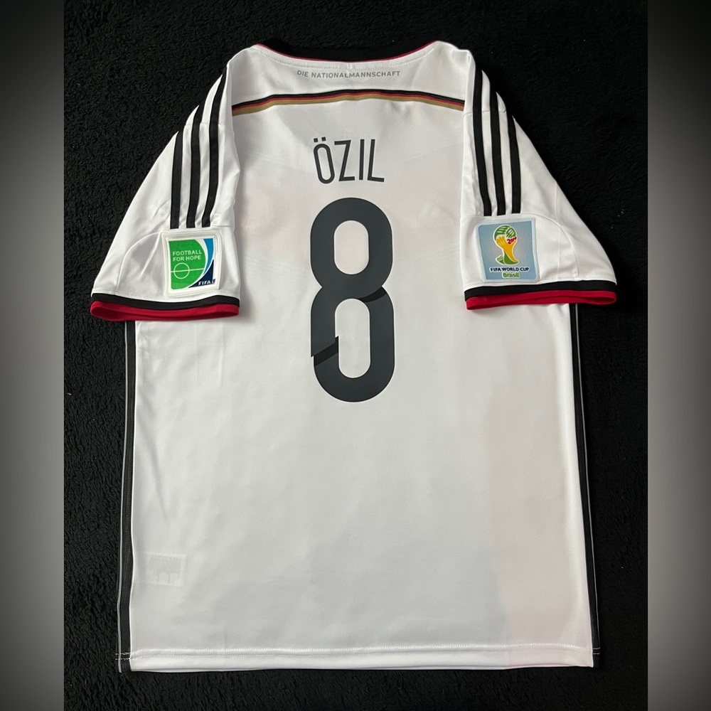 Ozil #8 Germany Home 2014 World Cup Retro Soccer Jersey özil